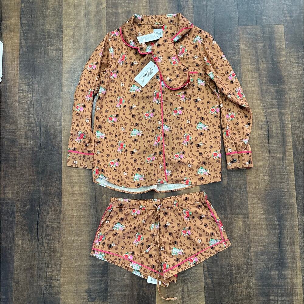 Plush Leopard Floral Satin Pajama Set with Shorts & Eye Mask Size XS